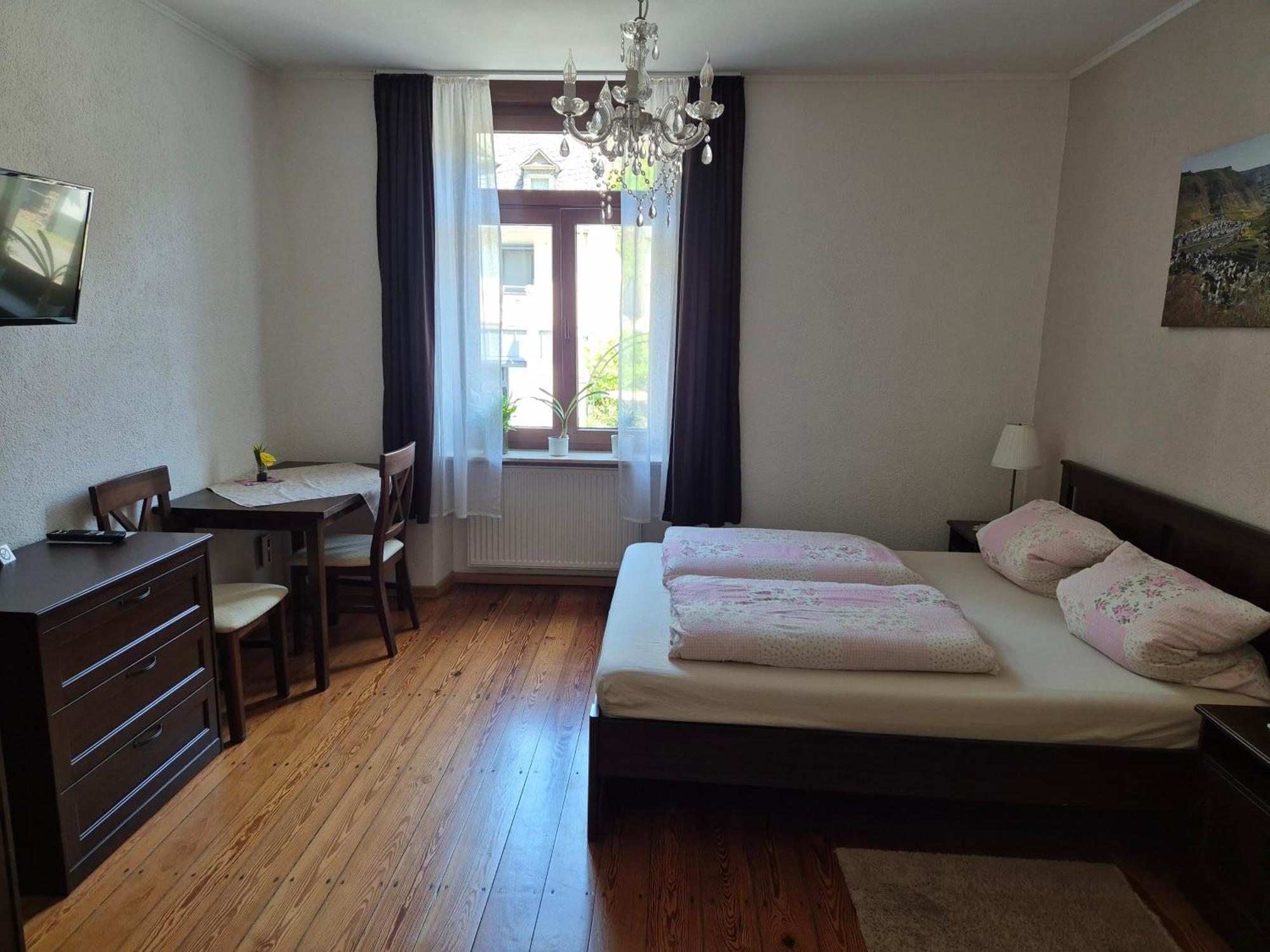 Ehemaliges Winzerhaus Cochem Apartment Room photo